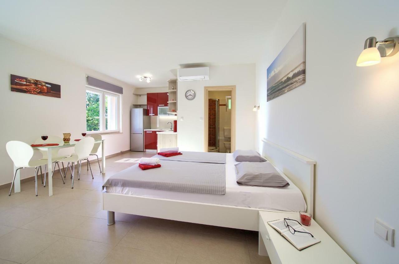 Stela Apartment Pinezici  Exterior photo